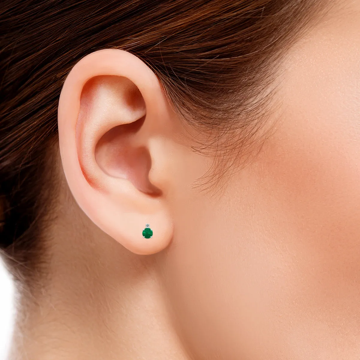 14K White Gold 4Mm Round Emerald And Diamond Earrings