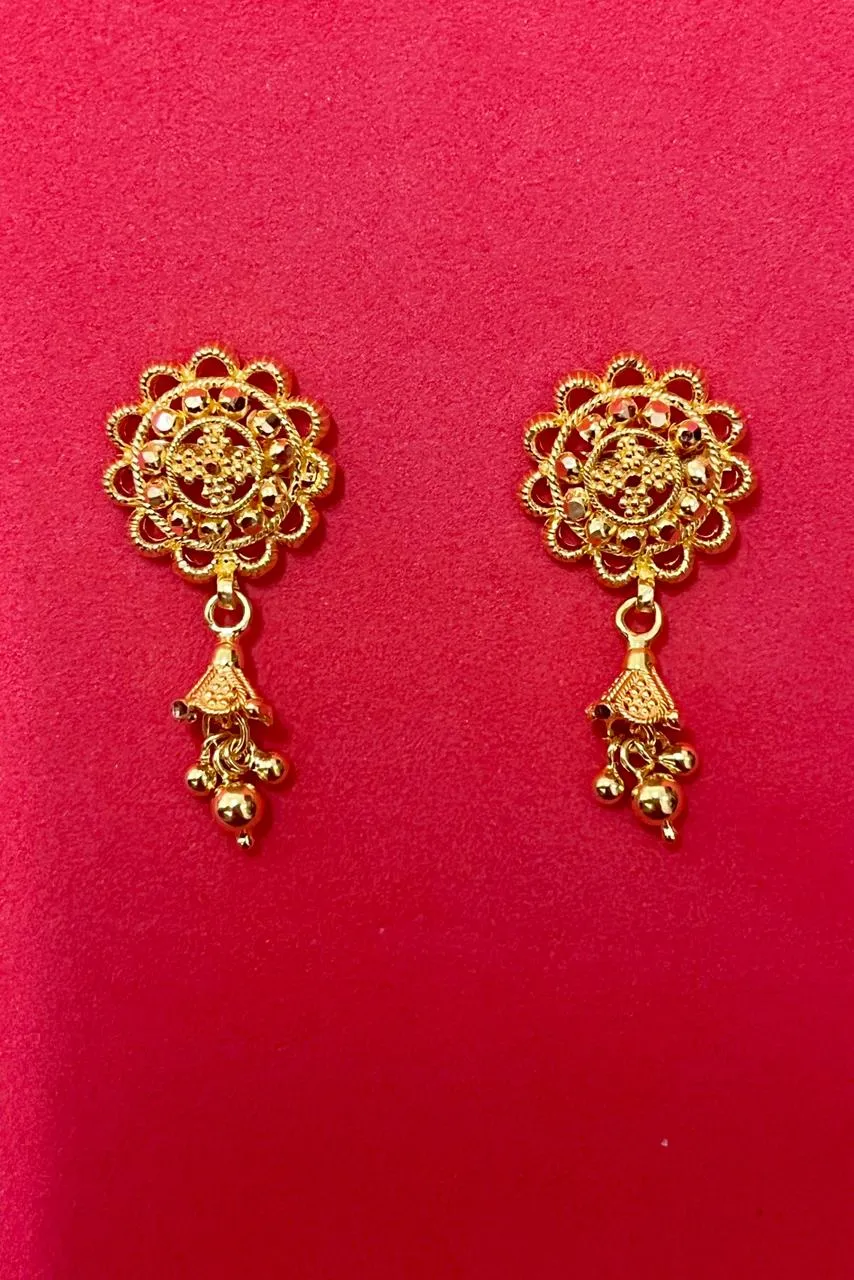 22 KT Gold Designer Round Pendant Set (D101)