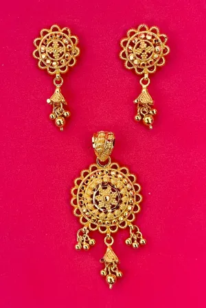 22 KT Gold Designer Round Pendant Set (D101)