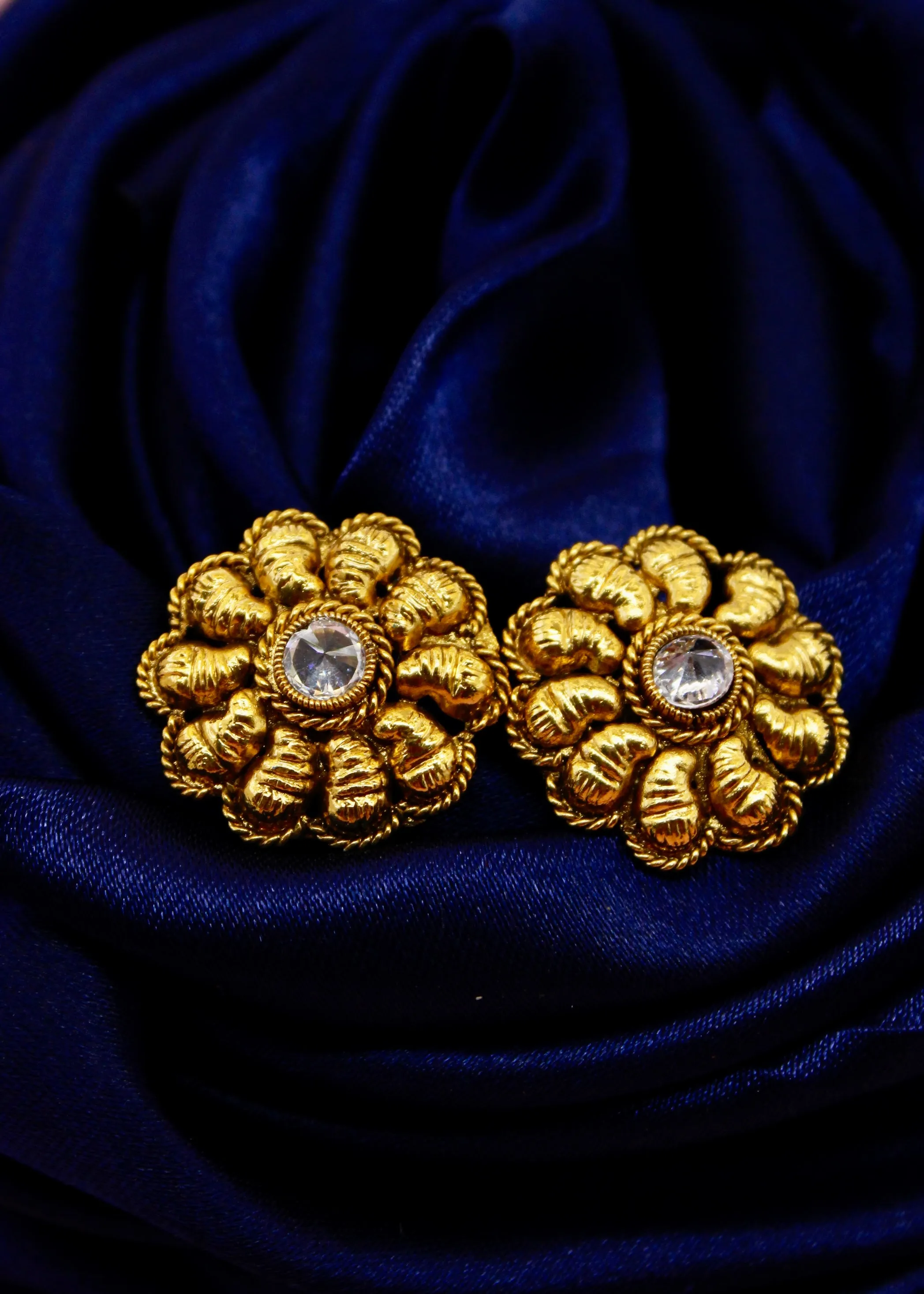 ANTIQUE KUDI