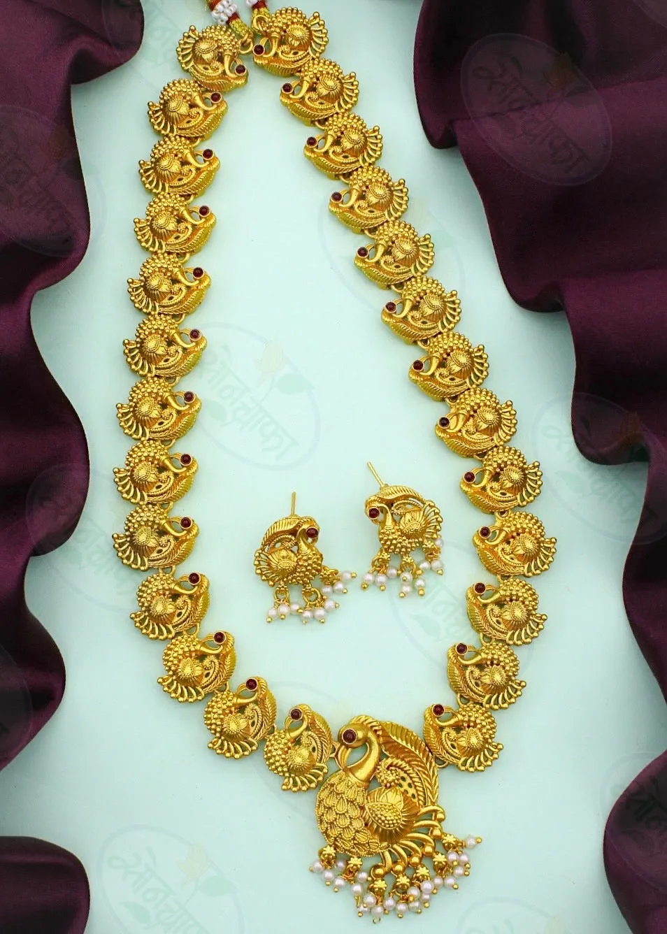 DELICATE  PEACOCK  DESIGNER  NECKLACE