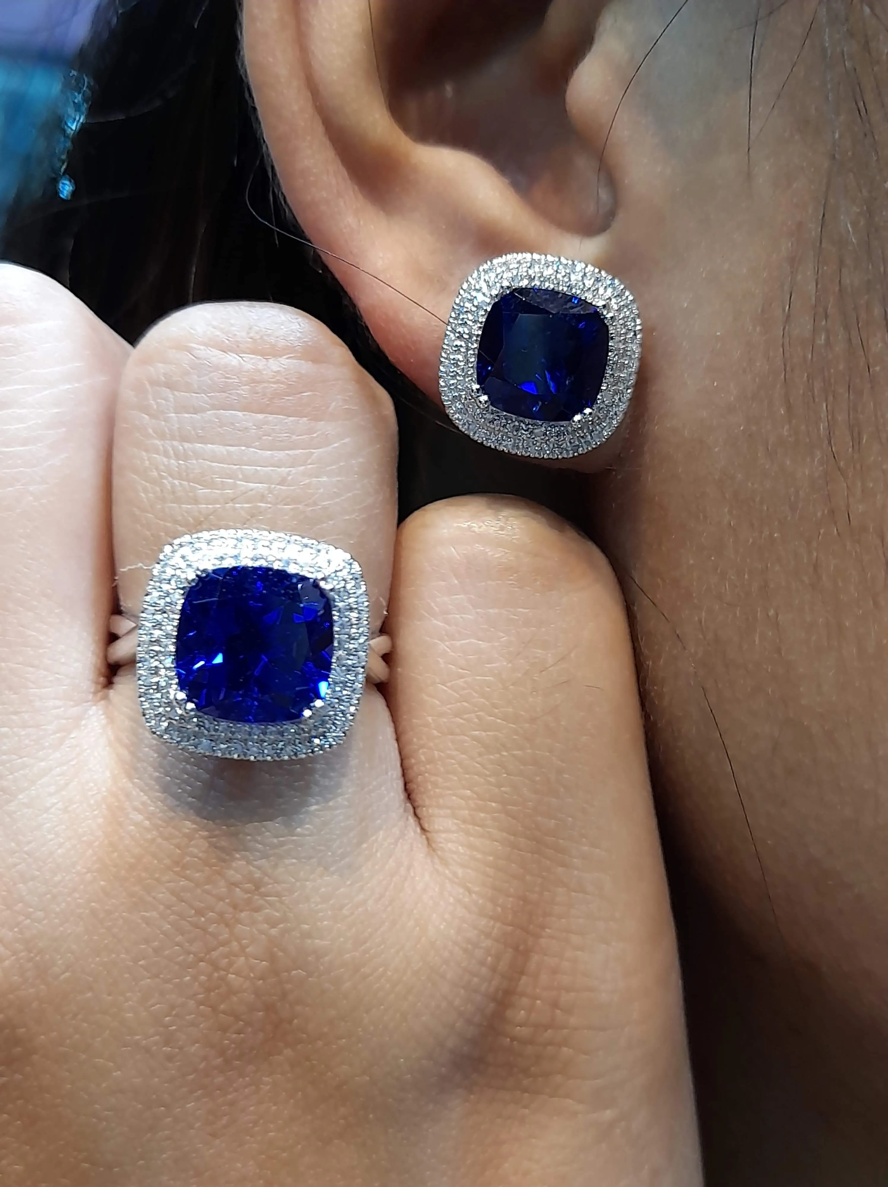 PREORDER | Blue Sapphire Cushion Gemstones Diamond Set 14kt