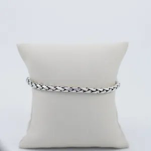 Simple braided men's bracelet